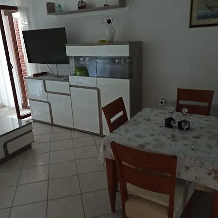 Robertino 1966 Appartamento Makarska