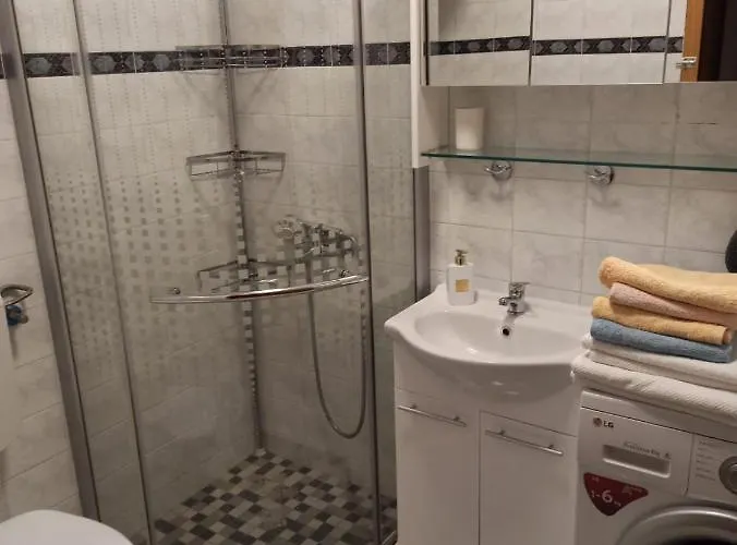 Robertino 1966 דירה *