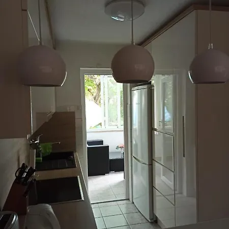 Robertino 1966 * Makarska