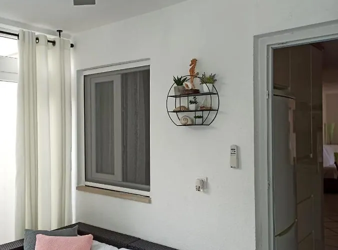 Robertino 1966 Makarska