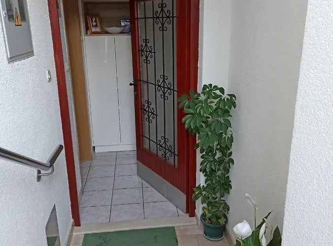 Appartement Robertino 1966 Makarska