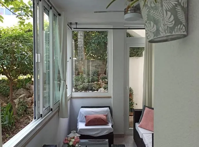 Appartement Robertino 1966 Makarska