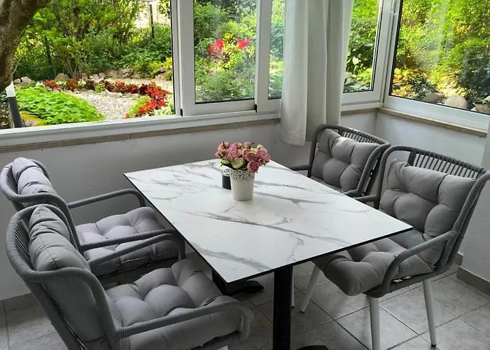 Robertino 1966 * Makarska